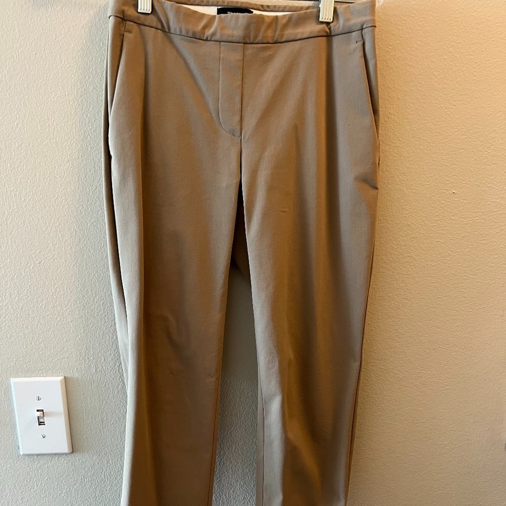 Brand new Theory cropped camel crepe pants size 00
